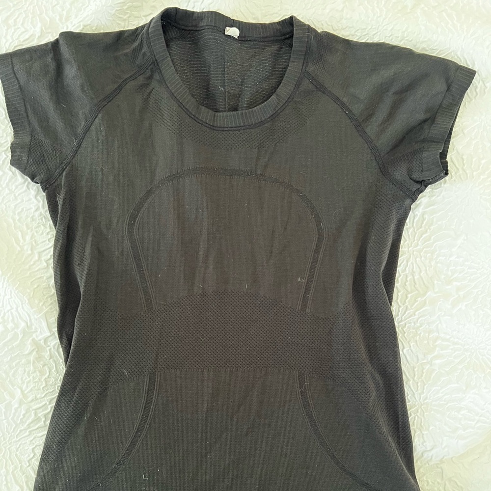Lululemon shirt
